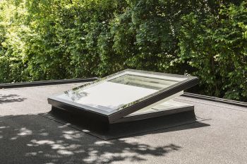 VELUX zonwering MSU voor gebogen glaskoepel en vlakglasraam 100x100 cm