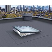 Fakro solar platdakraam elektrisch bediend op zonne-energie 140x140 cm.